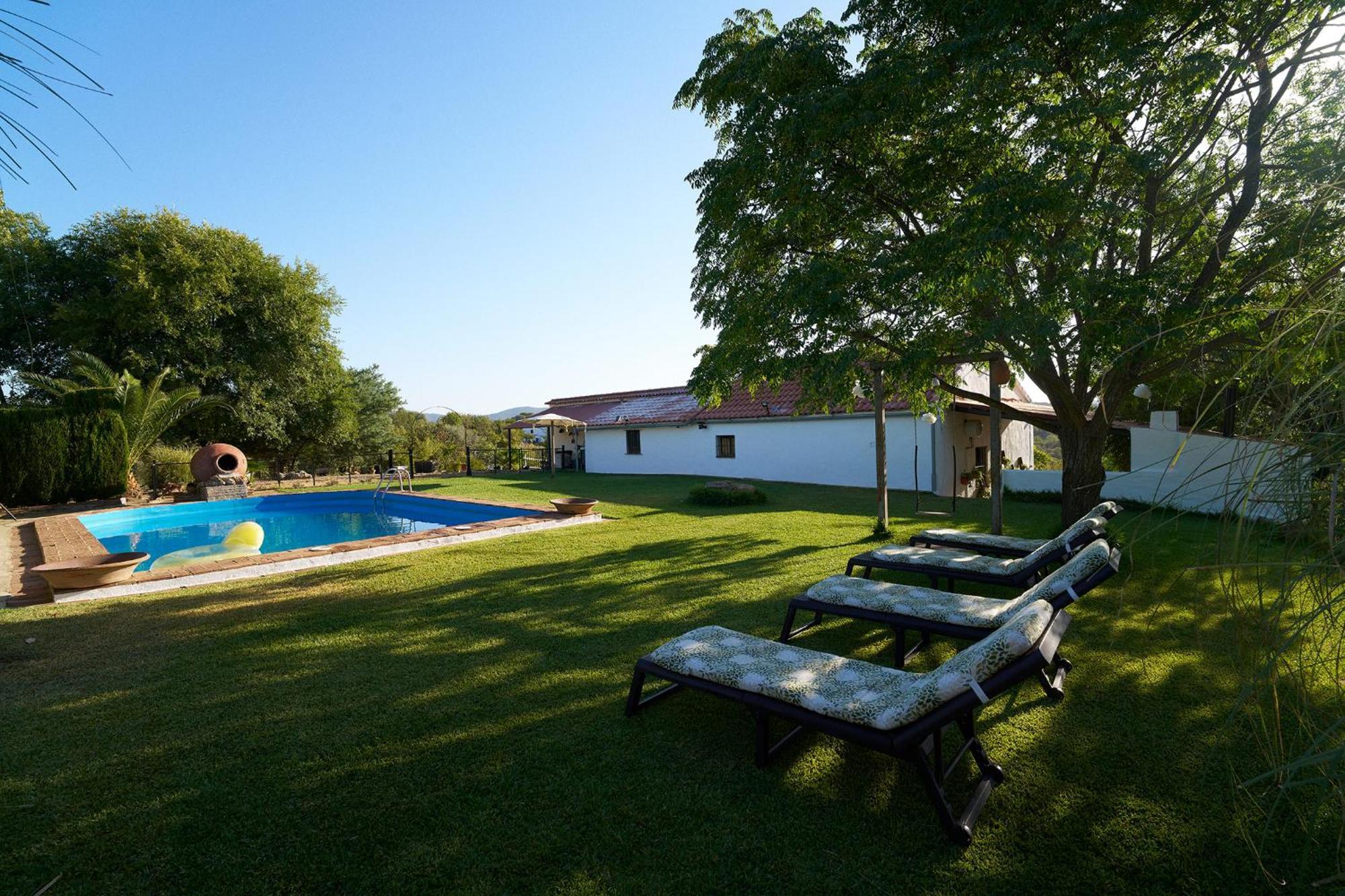 Villa Botero Constantina Exterior foto